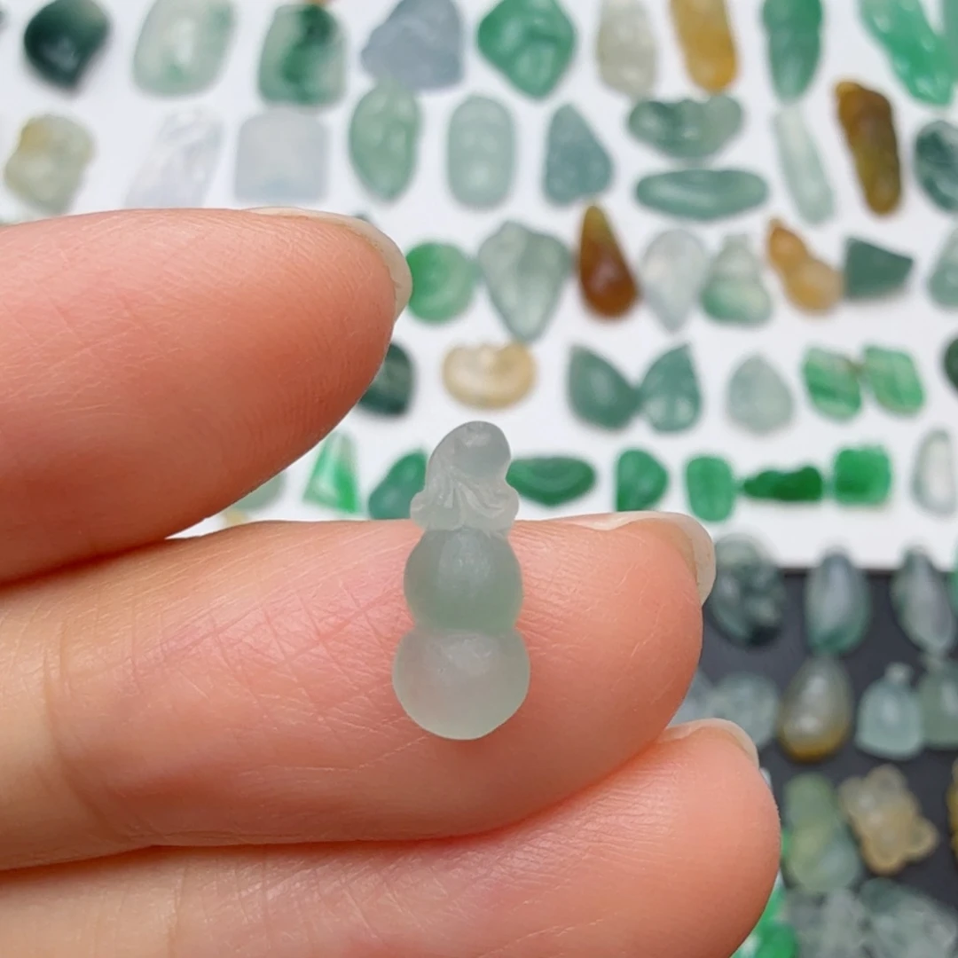 定制翡翠未镶嵌葫芦