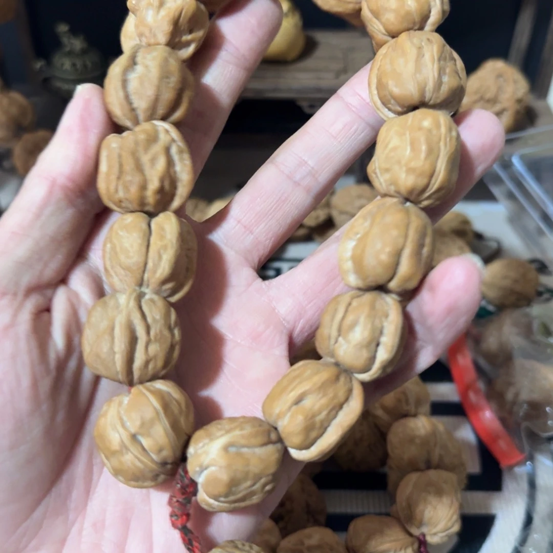 ****风文玩核桃把件水晶蛤蟆异形手持13颗