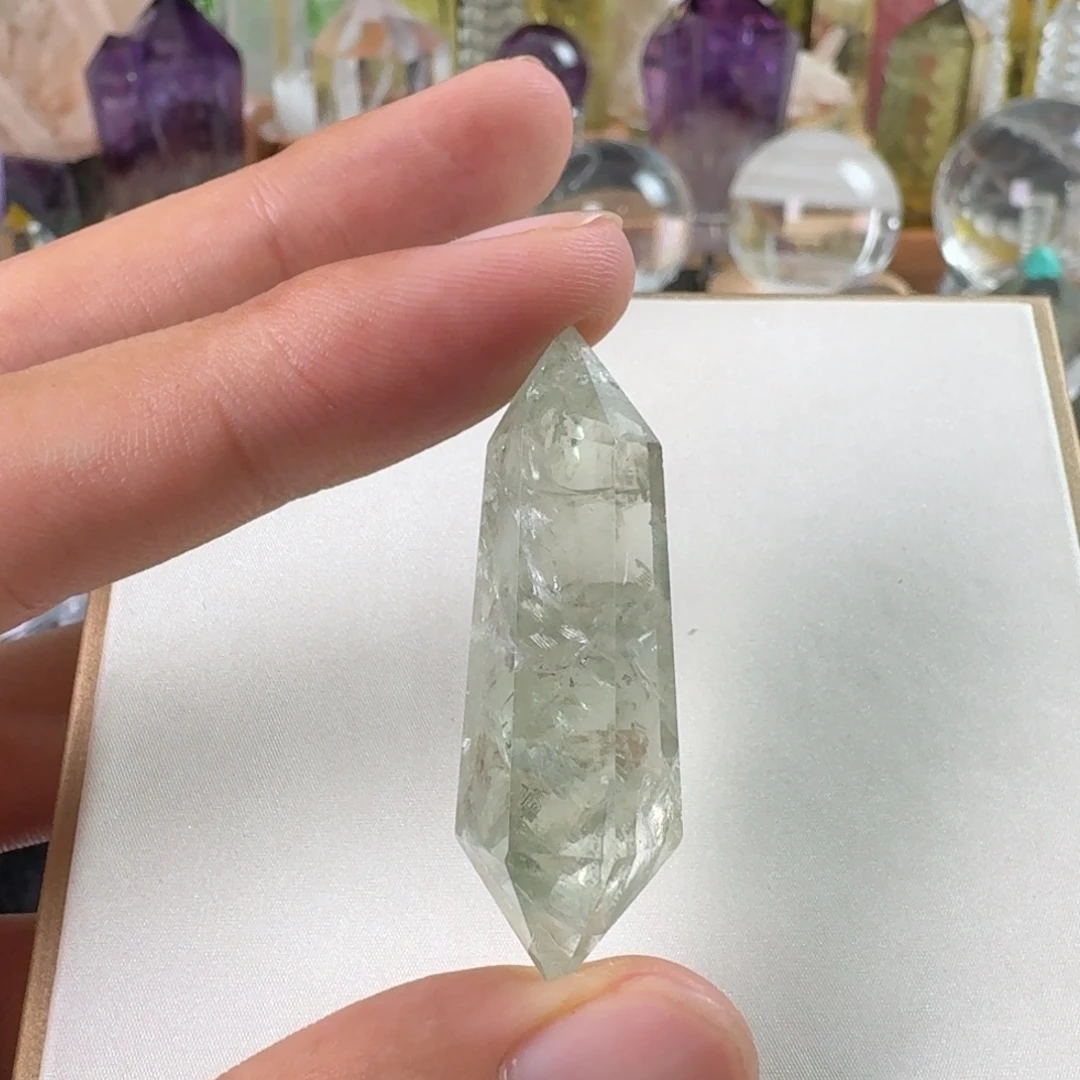 水晶珠宝半成品未镶嵌绿水晶