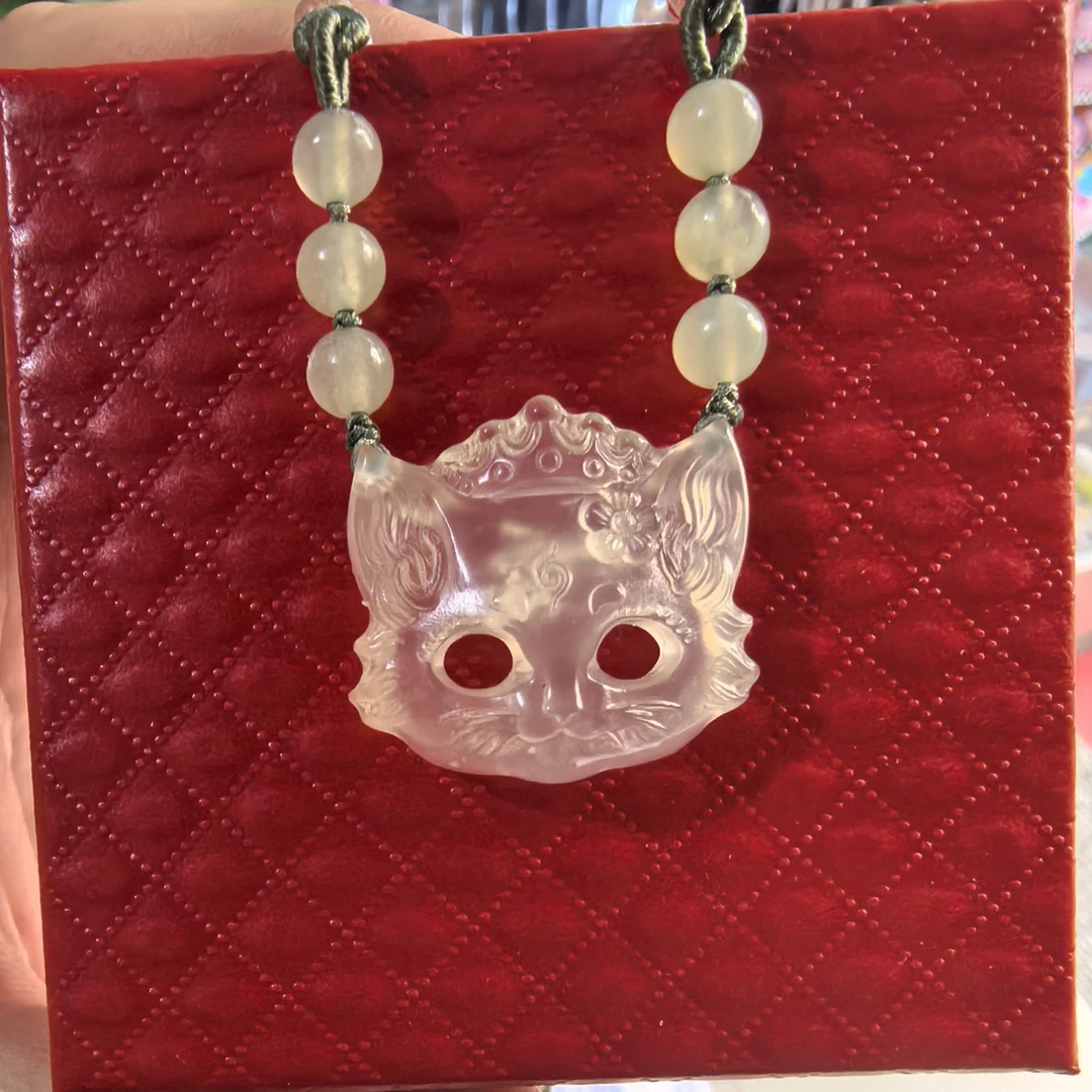 岫玉白冰小猫吊坠