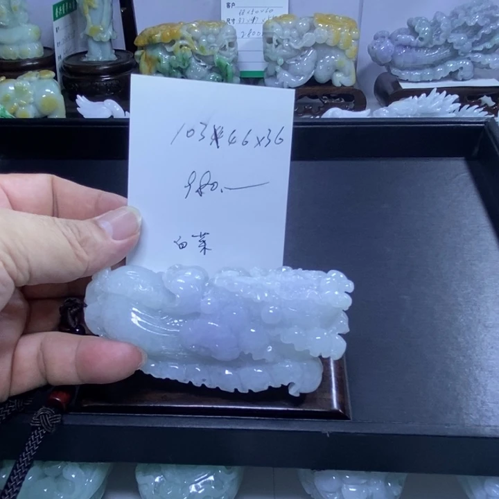 翡翠未镶嵌摆件白菜