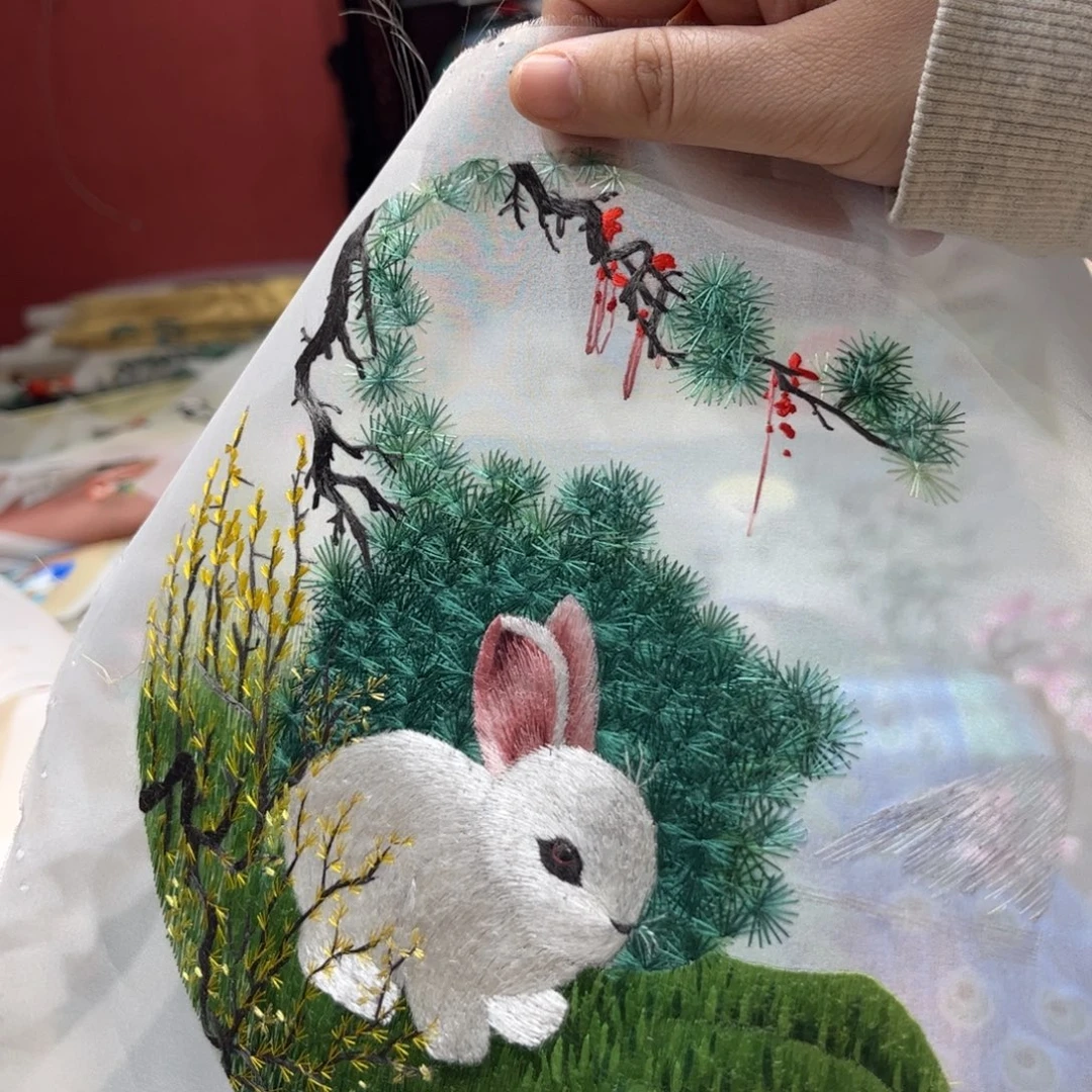 叼****刺绣纯手工打造全网最高性价比很