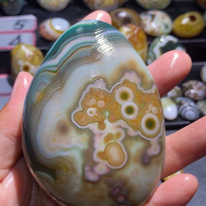 玛瑙/玉髓未镶嵌珠宝奇石96