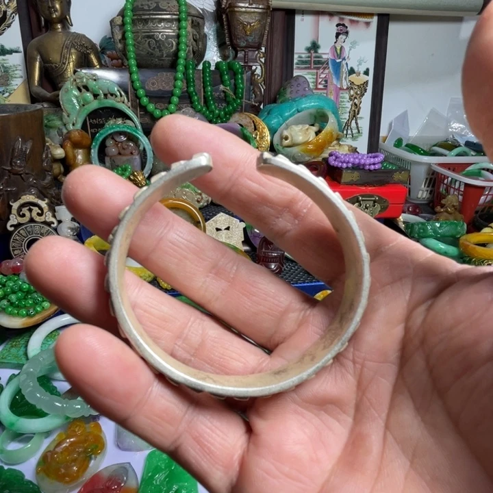 吊坠滴血莲花菩提