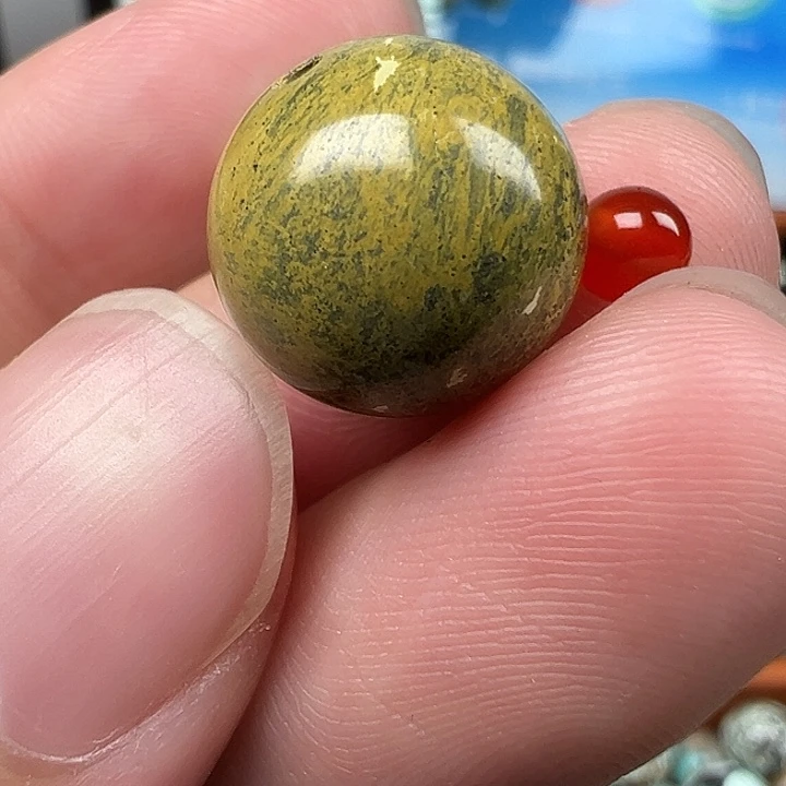 未镶嵌配饰南红玛瑙卡12.7