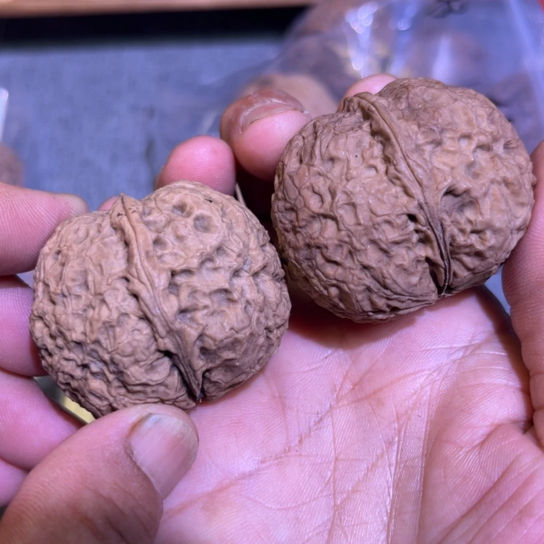 把件文玩核桃红旺云铁26号43mm