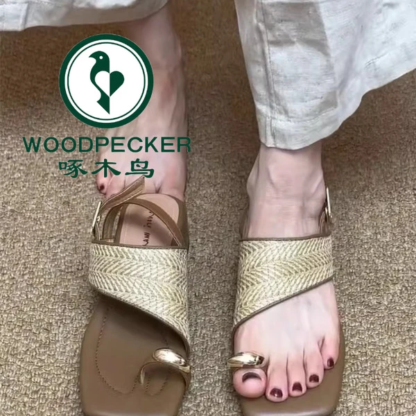 啄木鸟复古编织超火厚底凉拖鞋女外穿2025夏季新款套趾粗跟凉鞋子