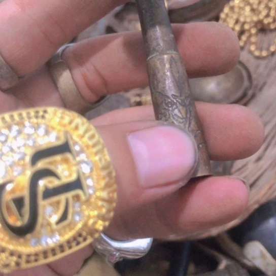 老***元闪电购铜摆件工艺品