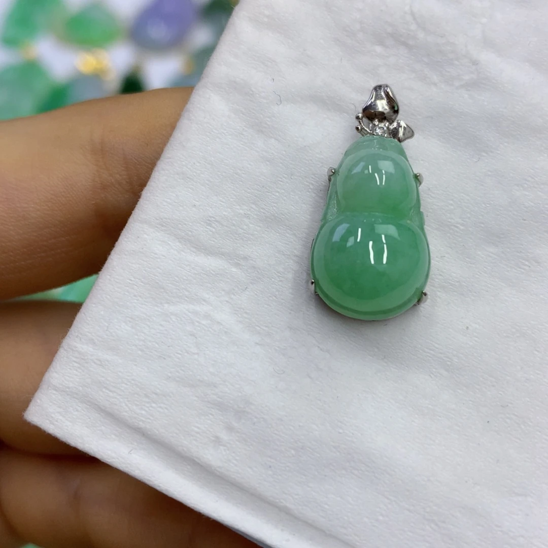 翡翠银S925镶嵌颈饰