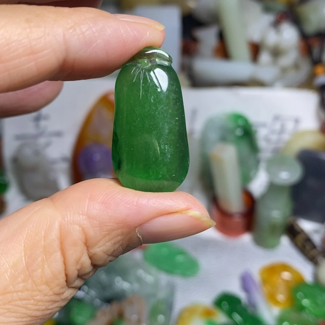 和田玉（糖玉）未镶嵌颈饰