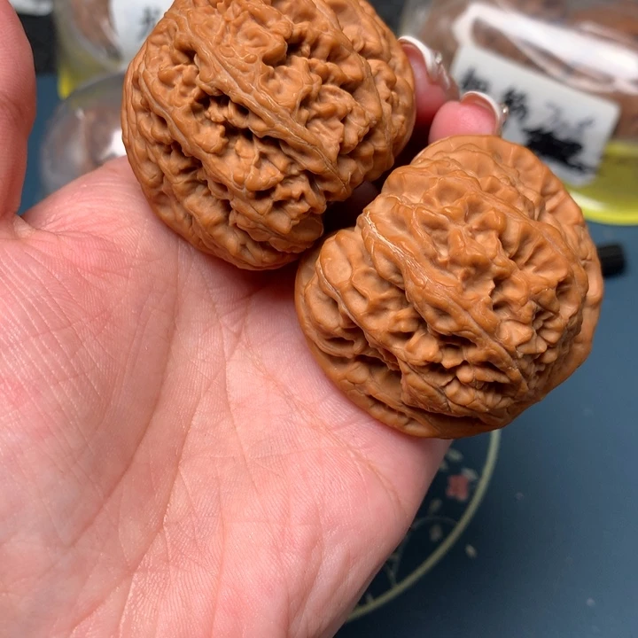 文玩核桃把件47-14290-9