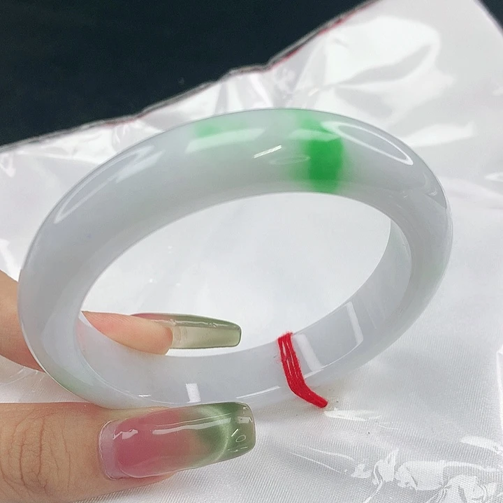 翡翠未镶嵌手镯圈57，80106