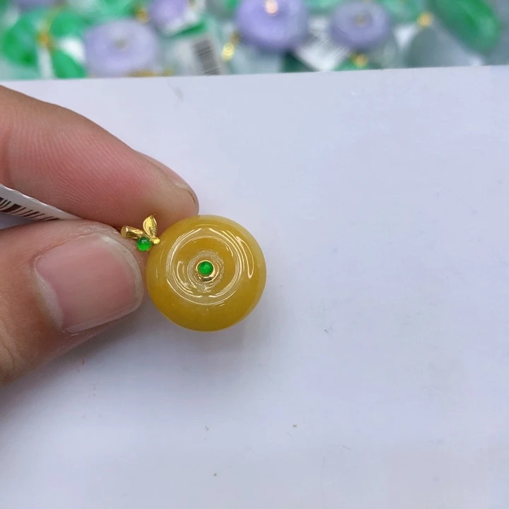 翡翠18K金镶嵌颈饰111111111