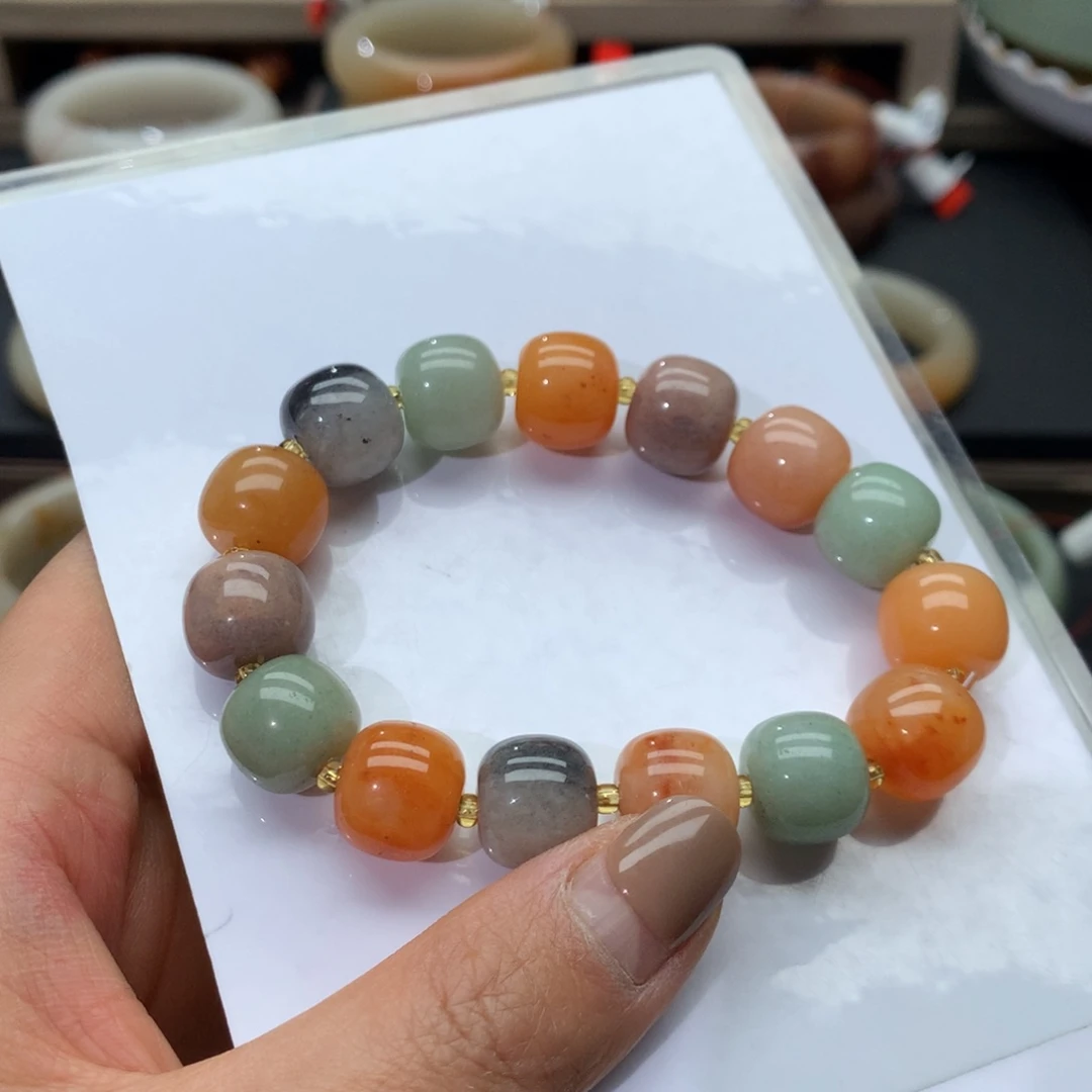 未镶嵌手镯石英质玉