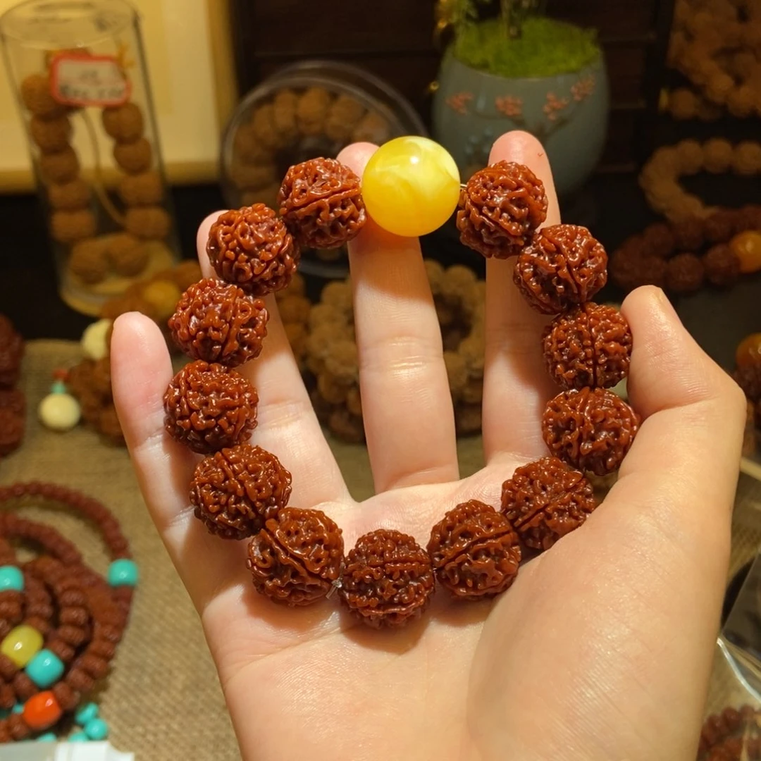 金刚菩提手串186玉化黄珠