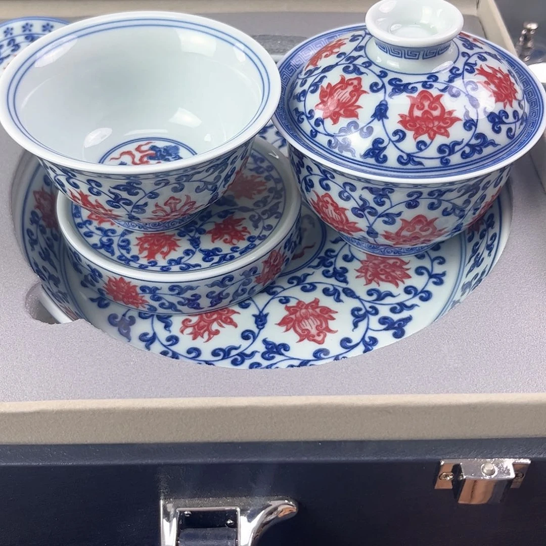 轻**写景德镇陶瓷艺术品