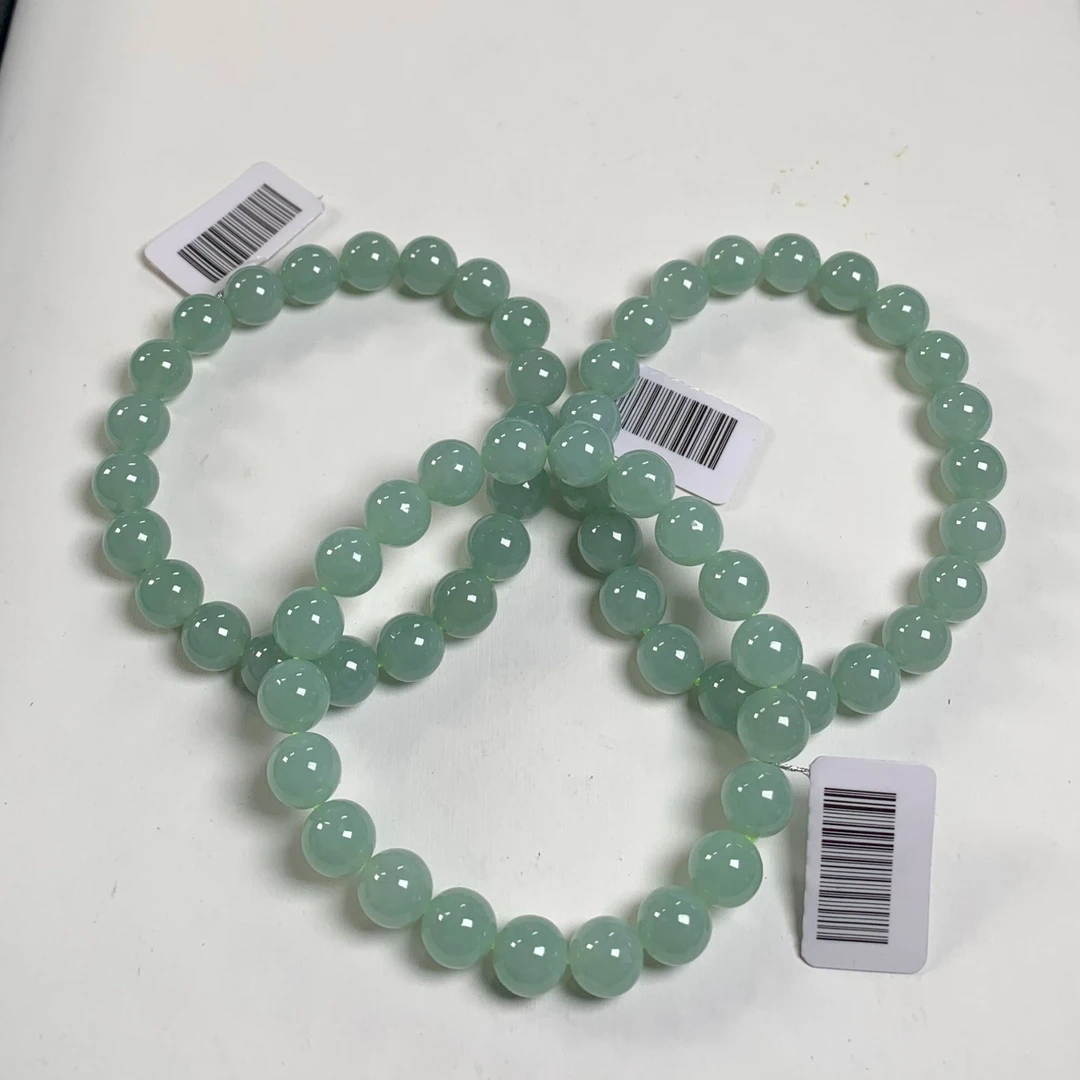 翡翠A货绿手串多样性发货，发一件330