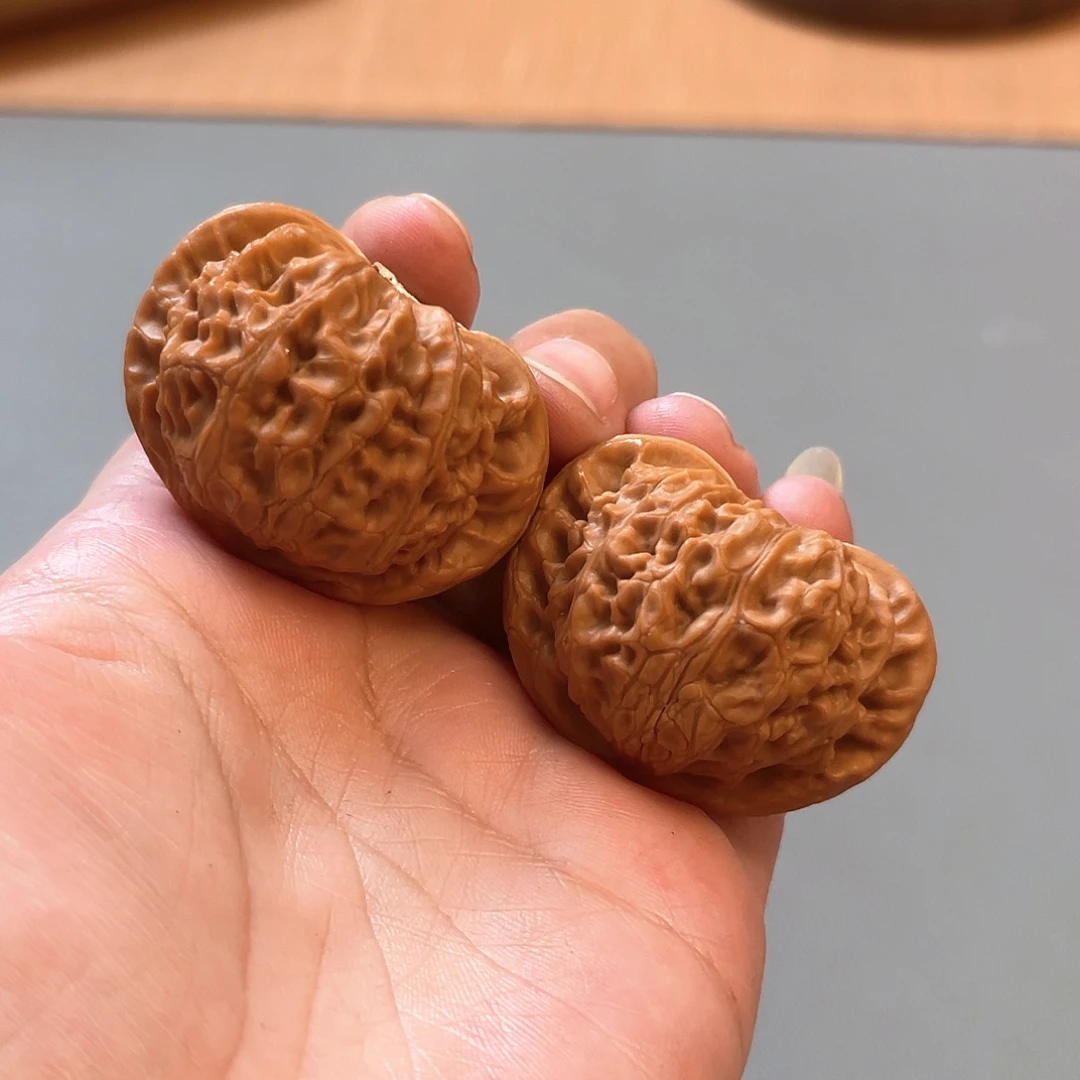 桃核把件42×40尺精修打底宫灯狮子头CN01341