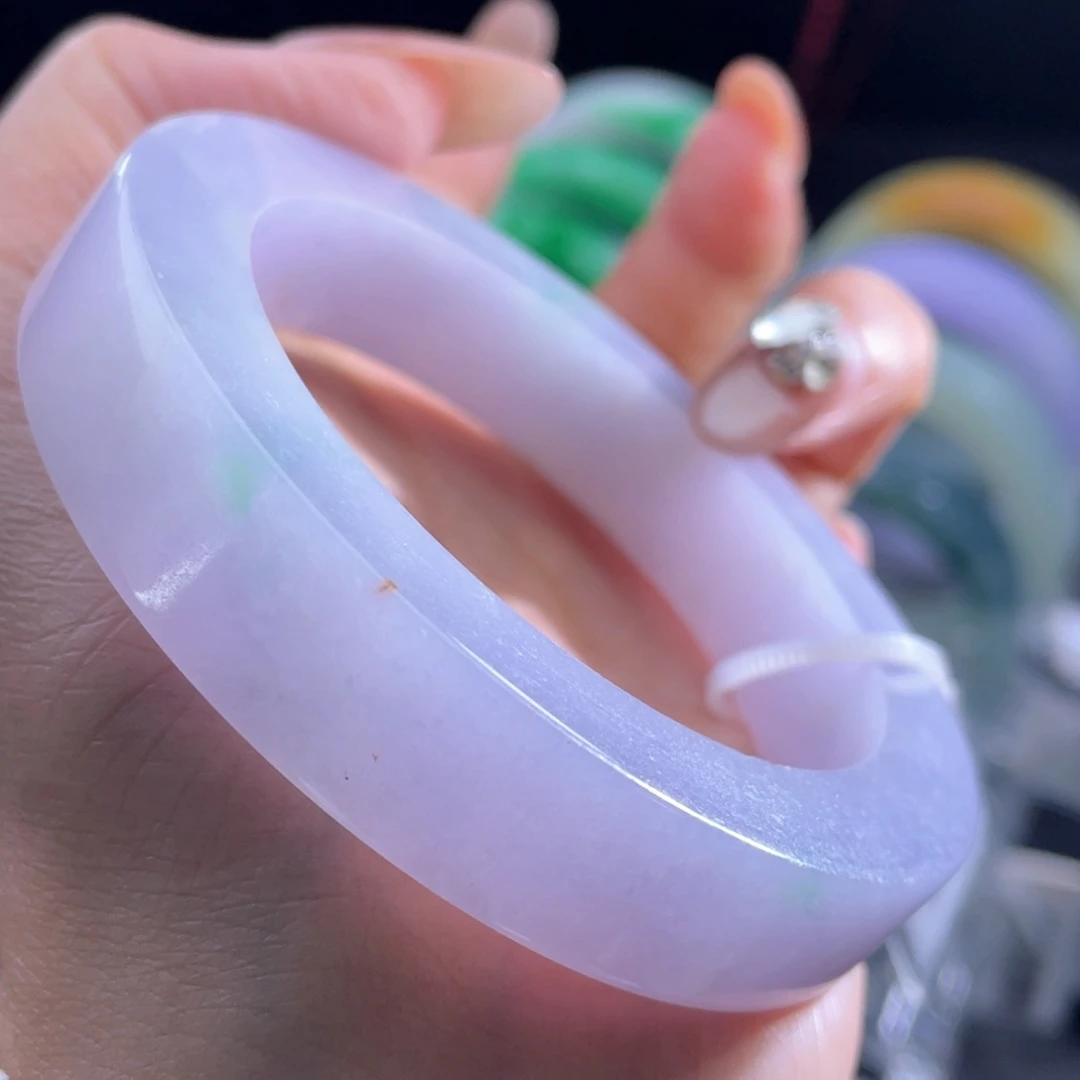 未镶嵌翡翠手镯定制翡翠