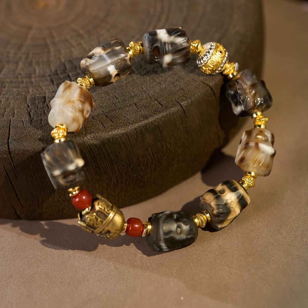 （一芳）黑白尸尸阵阵精工雕刻手串 D5SZZ 多样性发一