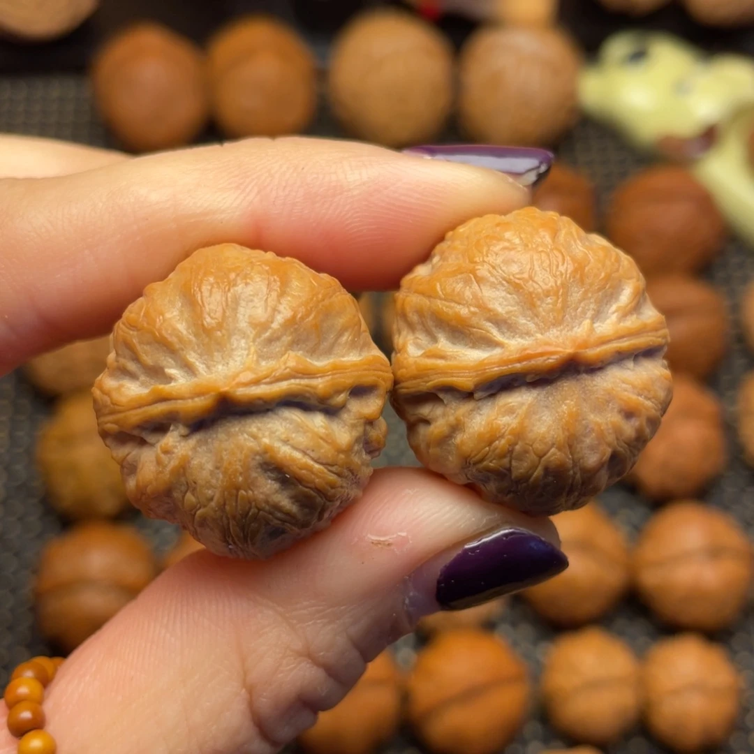 文玩核桃吊坠27尺全品荷叶元宝00013