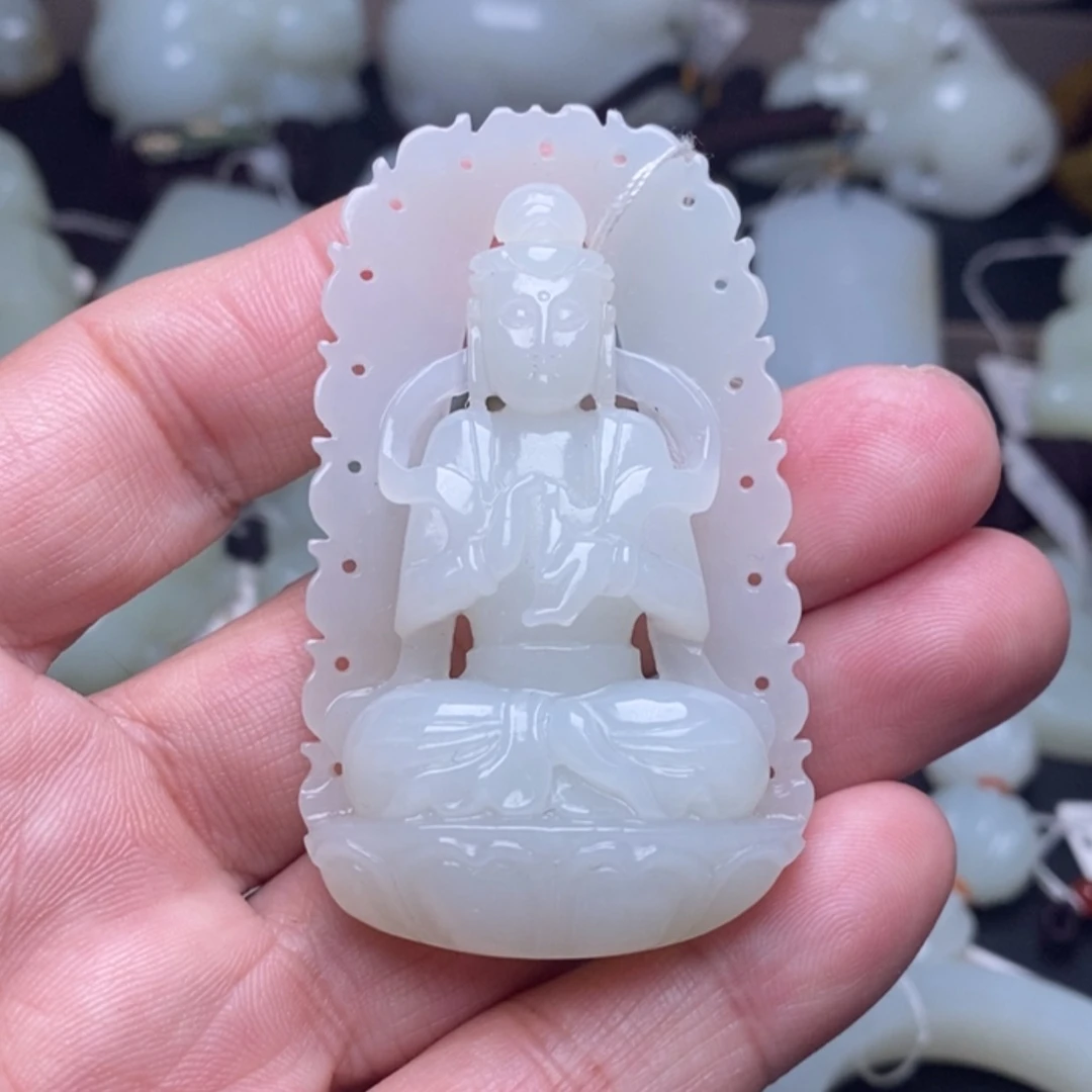 【闪购商品】颈饰未镶嵌和田玉