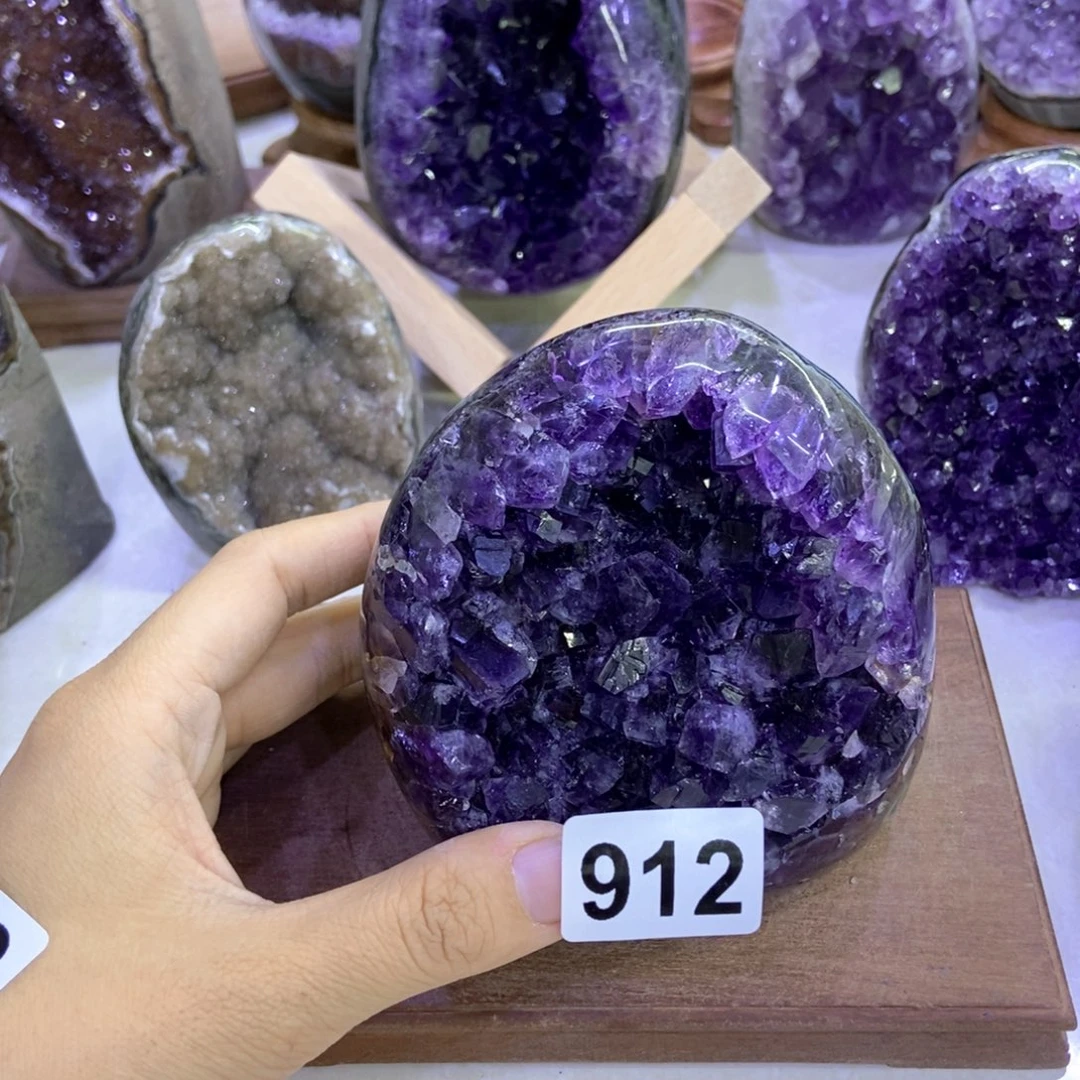 大型摆件（非配饰）紫晶未镶嵌