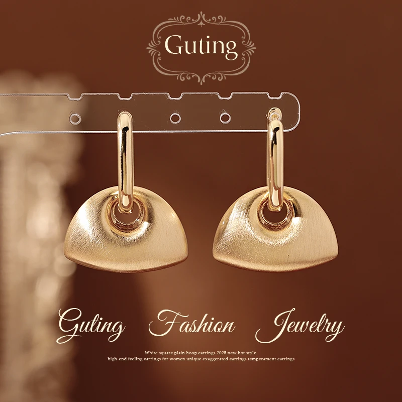 铜合金耳饰 23033金色拉丝几何三角耳环女轻奢高级感秋冬耳饰耳坠