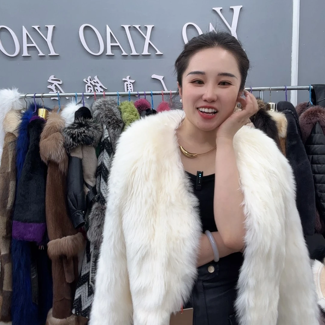 女装大赛中荣获金