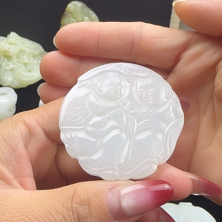 和田玉（糖玉）未镶嵌颈饰