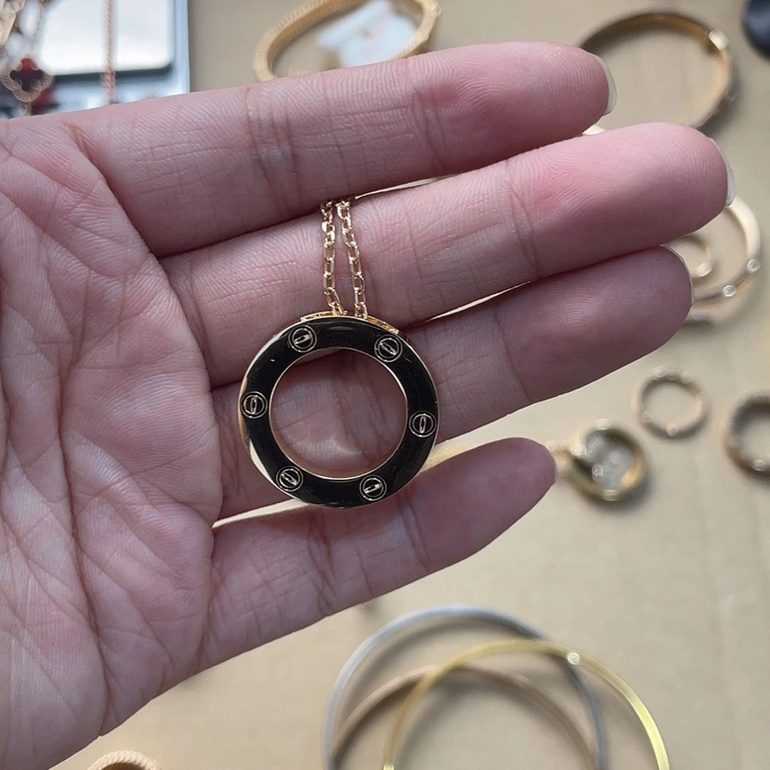 瓷片规规矩矩斤斤计较