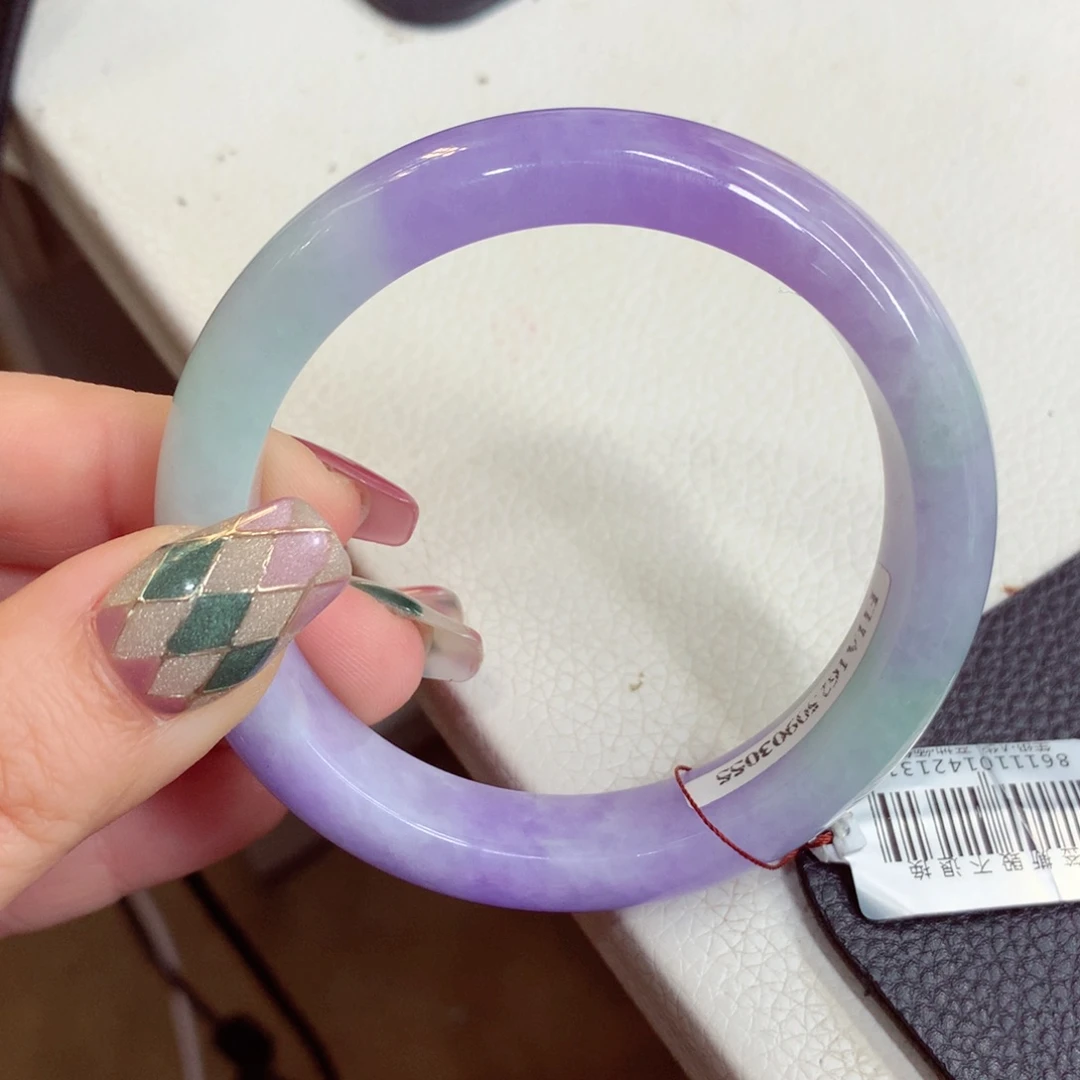 未镶嵌手镯翡翠缅甸