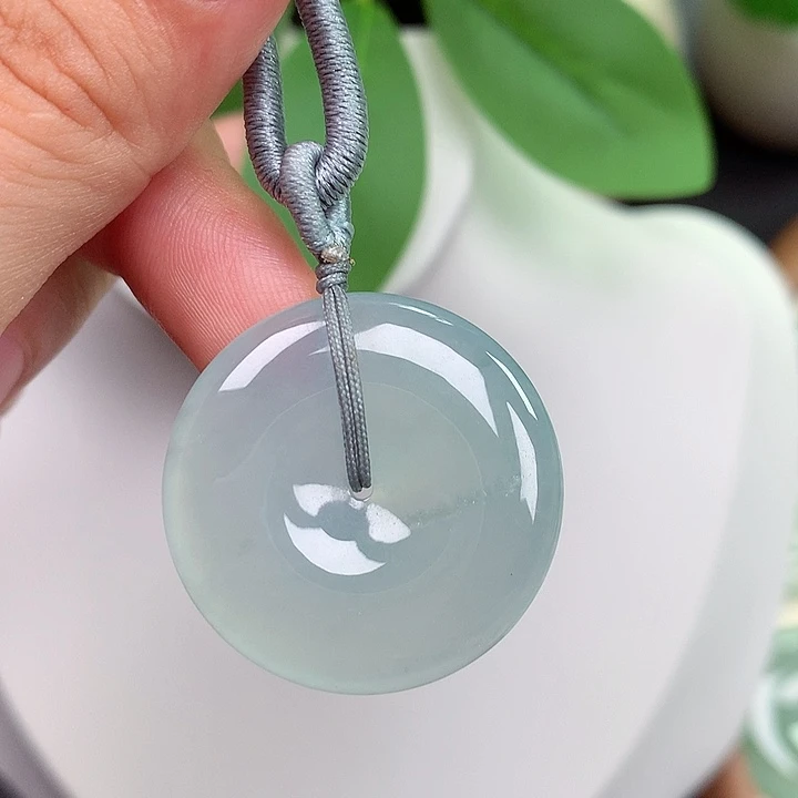 翡翠未镶嵌颈饰平安扣 28.5x5.6mm