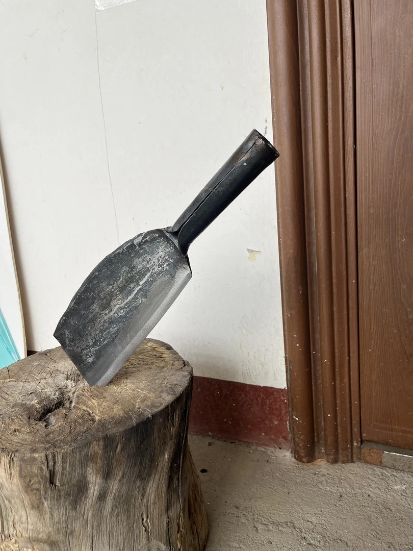 手工农用柴刀锻打锰钢砍柴刀户外砍竹砍树砍柴刀架砍树砍柴专用刀