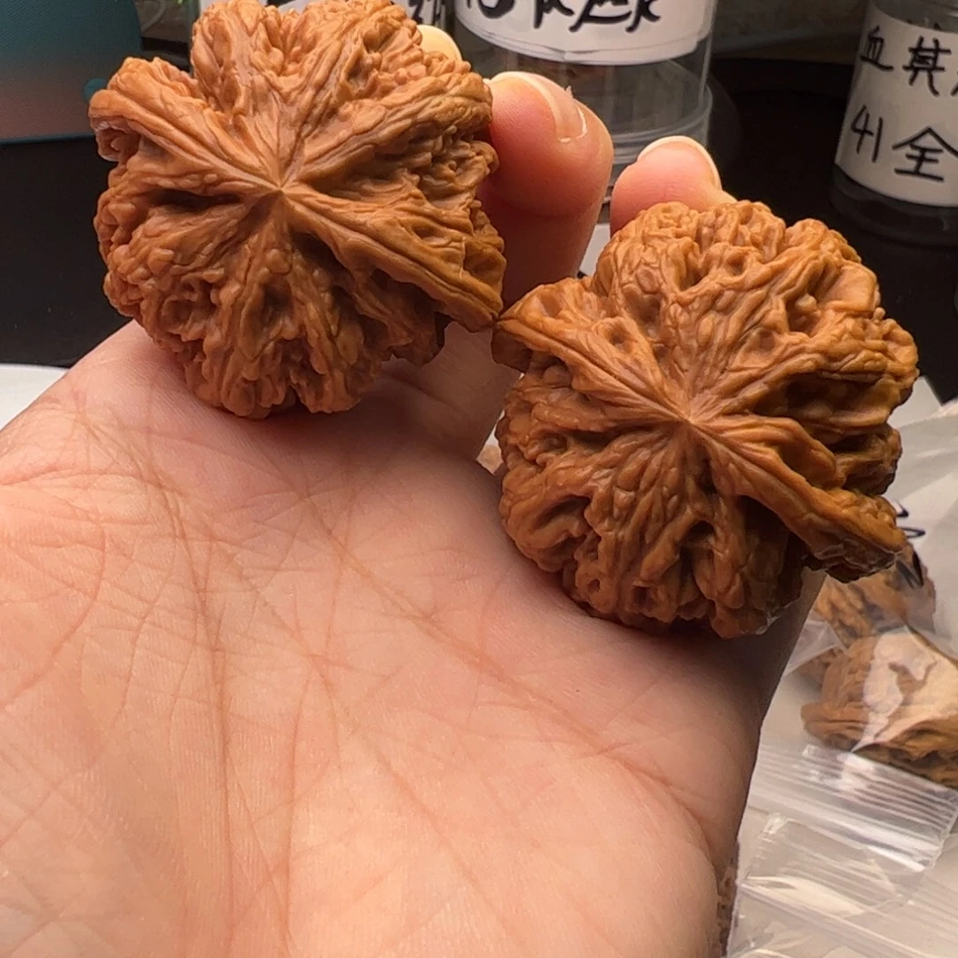文玩核桃吊坠粗筋43