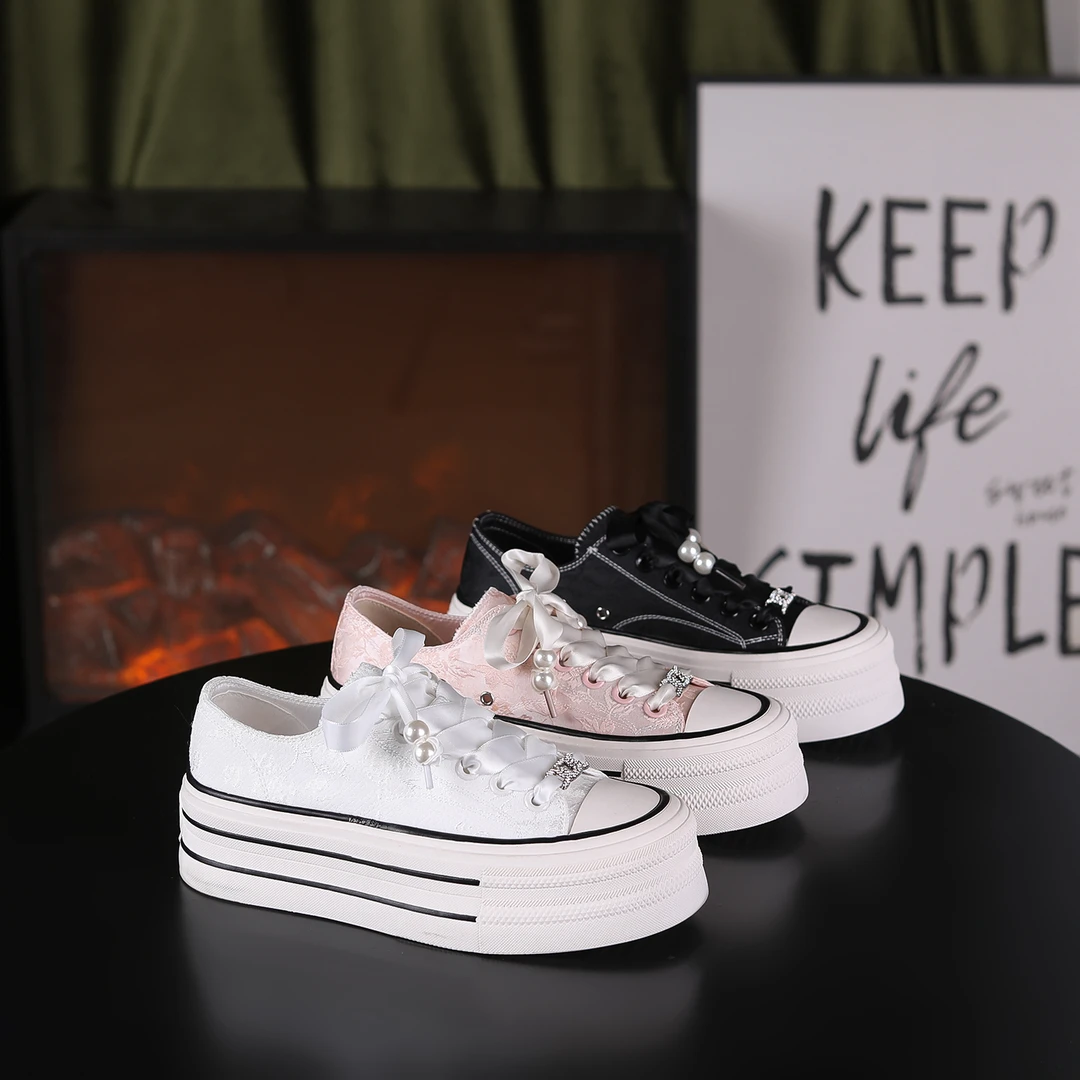 【尺码不多了】增高5cm时尚厚底增高潮流百搭女士休闲鞋24223