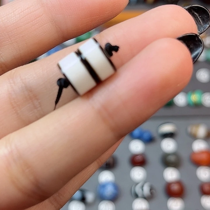 玛瑙/玉髓珠宝半成品未镶嵌三*