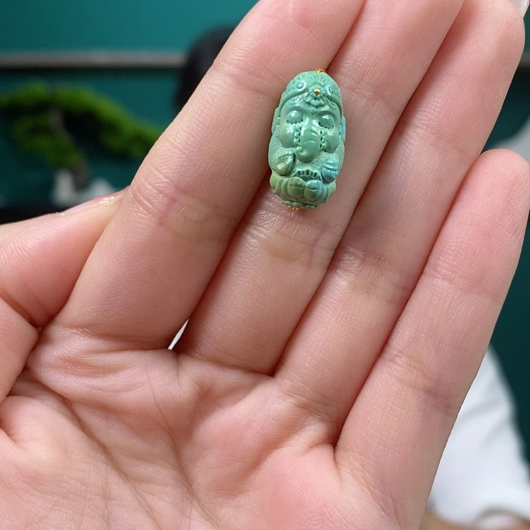 未镶嵌绿松石珠宝奇石