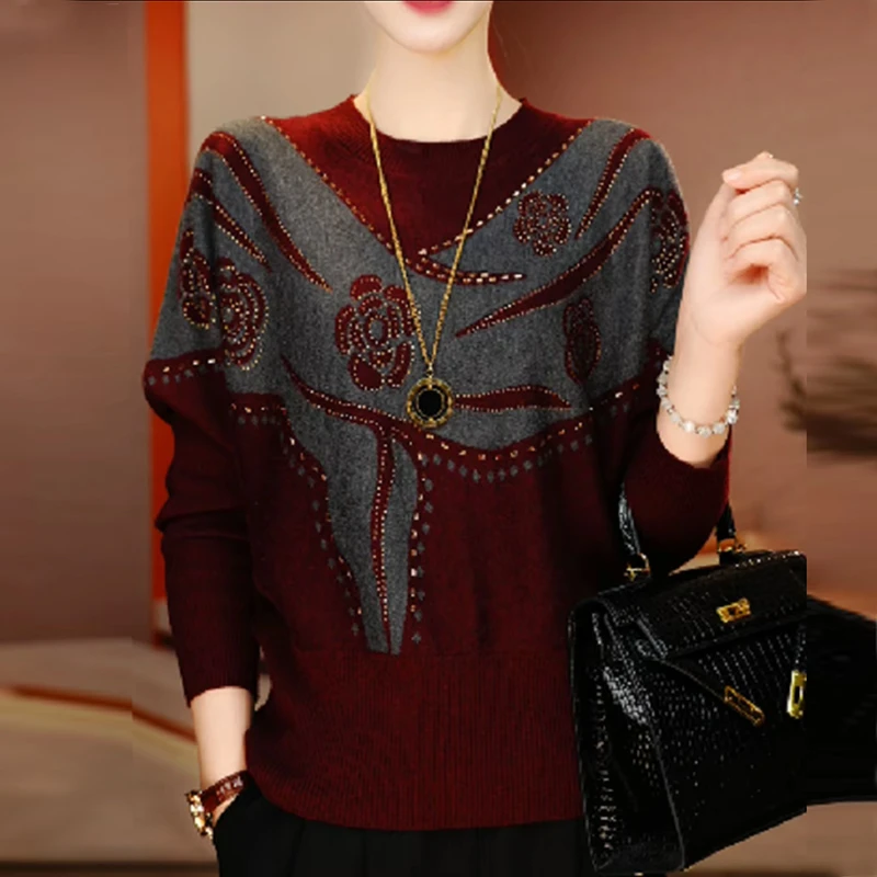 妈妈装时尚提花烫钻长袖针织衫2025秋冬新款宽松显瘦百搭打底衫女