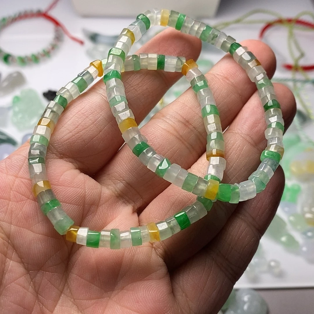 翡翠手串未镶嵌鬼**七天然翡翠手串