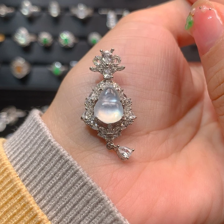 茶***.翡翠银S925镶嵌耳饰葫芦