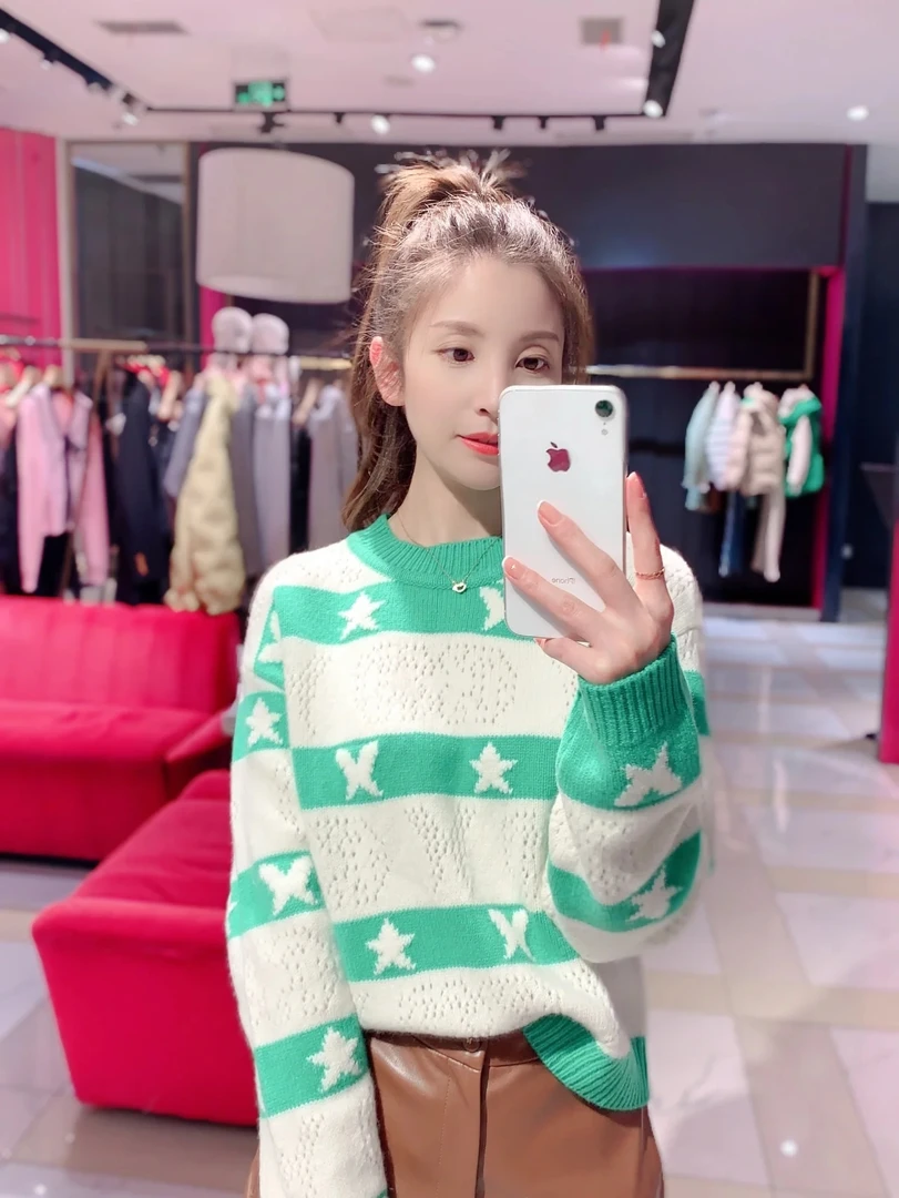 COCOON拼色女装毛针织衫套头长袖圆领101331