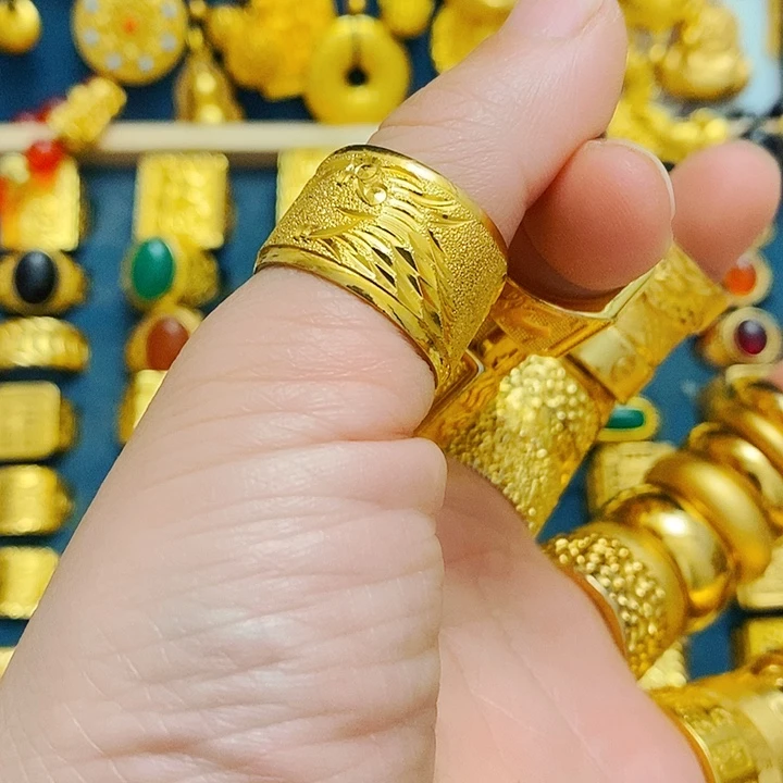 合金宽版的龙纹闭口戒指10号圈口