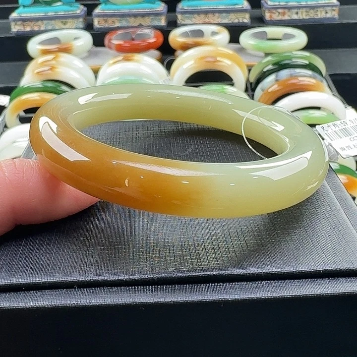 未镶嵌手镯和田玉糖白59.9