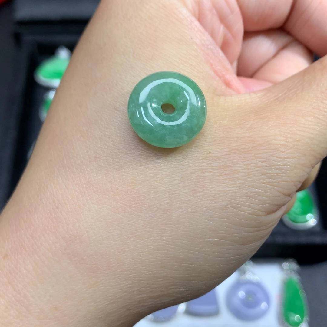 翡翠未镶嵌吊坠(不含链)有棉