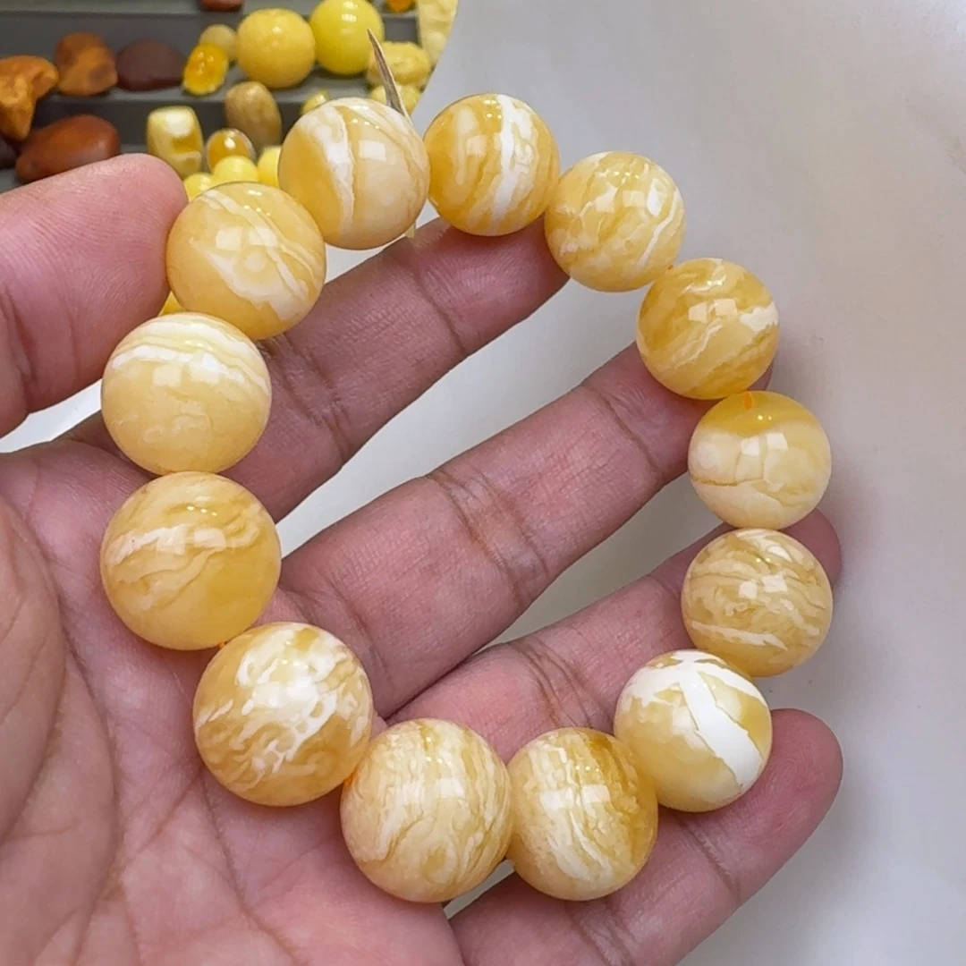 蜜蜡裸石未镶嵌北**百17加36.8克