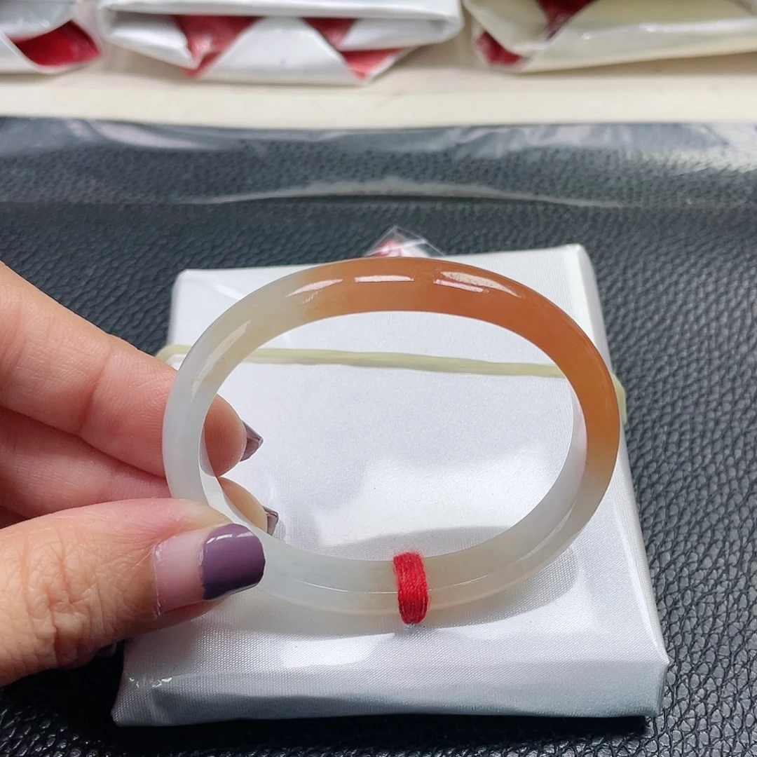 未镶嵌手镯（贵妃镯）翡翠缅甸翡翠52