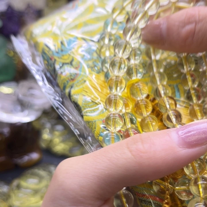 胡***萍水晶珠宝半成品未镶嵌摆件