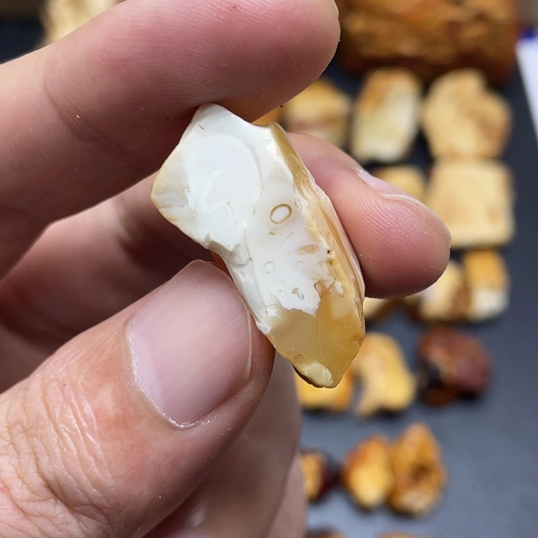 未镶嵌定制琥珀定制