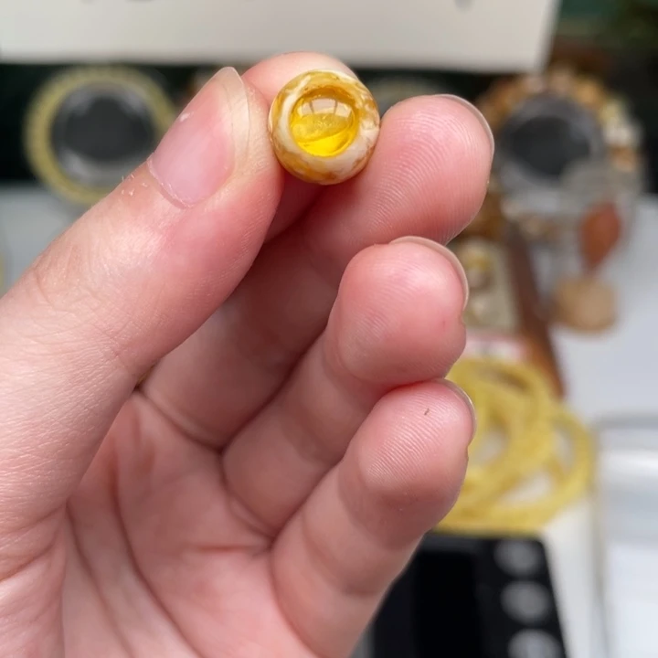 琥珀未镶嵌裸石71号
